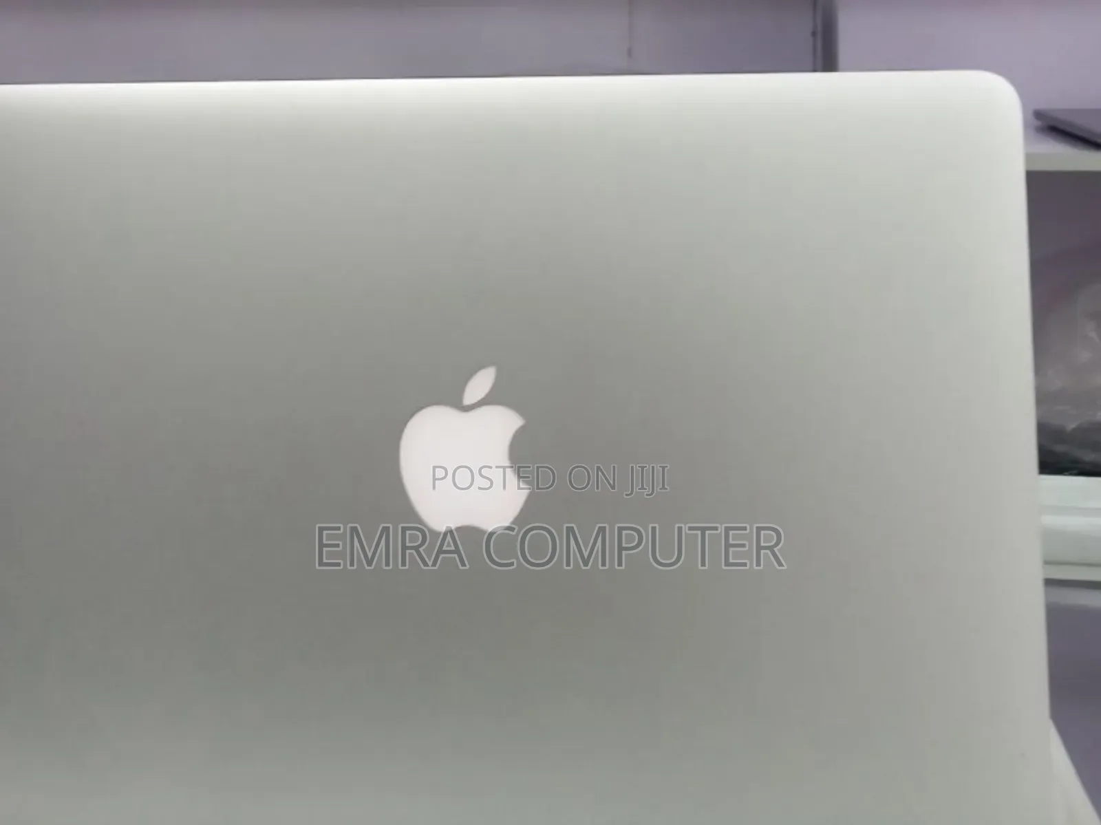 New Laptop Apple MacBook Air 2017 8GB Intel Core I5 SSD 256GB