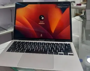 New Laptop Apple MacBook 2020 8GB Intel Core I5 SSD 512GB