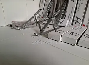 Laptop Stand (የአሉሙንየም ላፕቶፕ ማስቀመጫ)