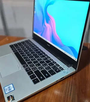 New Laptop Huawei MateBook X Pro 8GB Intel Core I5 SSD 512GB