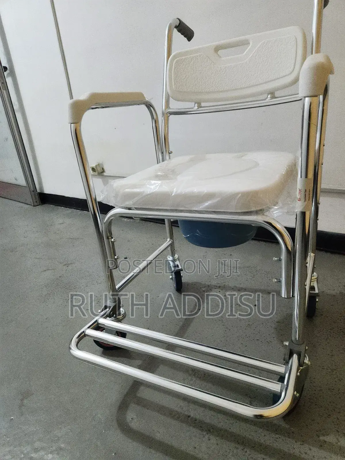 Commode Wheelchair簾你toilet Wheelchair外面commode Wheelchair憨我wheelchair