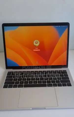 New Laptop Apple MacBook Pro 2017 8GB Intel Core i5 SSD 128GB