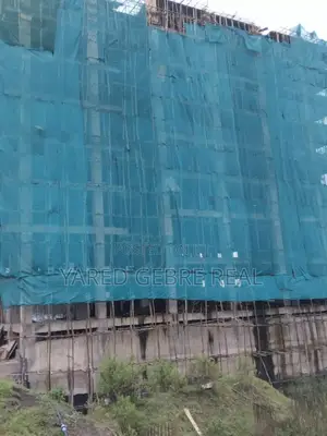 3bdrm Apartment in 📍 አያት Et-Villlage 🛬, Yeka for sale