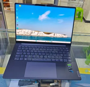 New Laptop Lenovo Yoga 910 32GB Intel Core i7 SSD 1T
