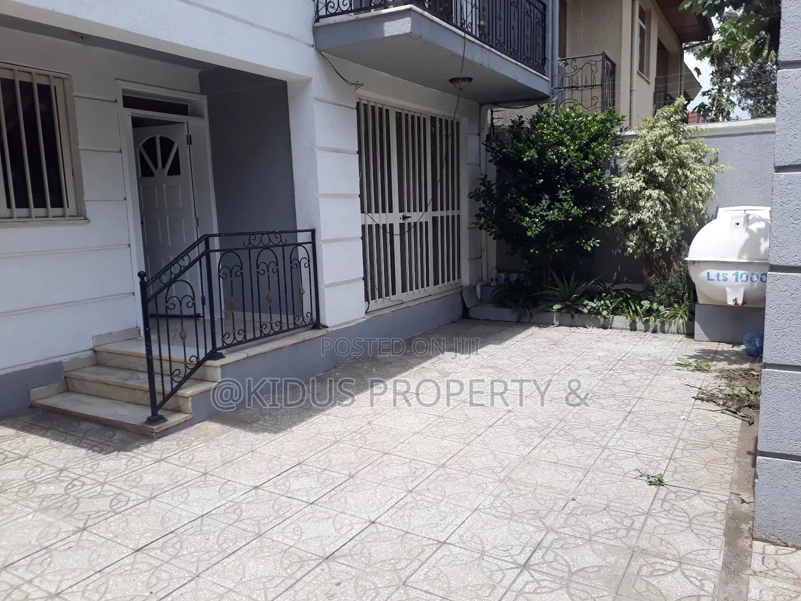 Furnished 5bdrm Penthouse in Lebu, Nifas Silk-Lafto for rent