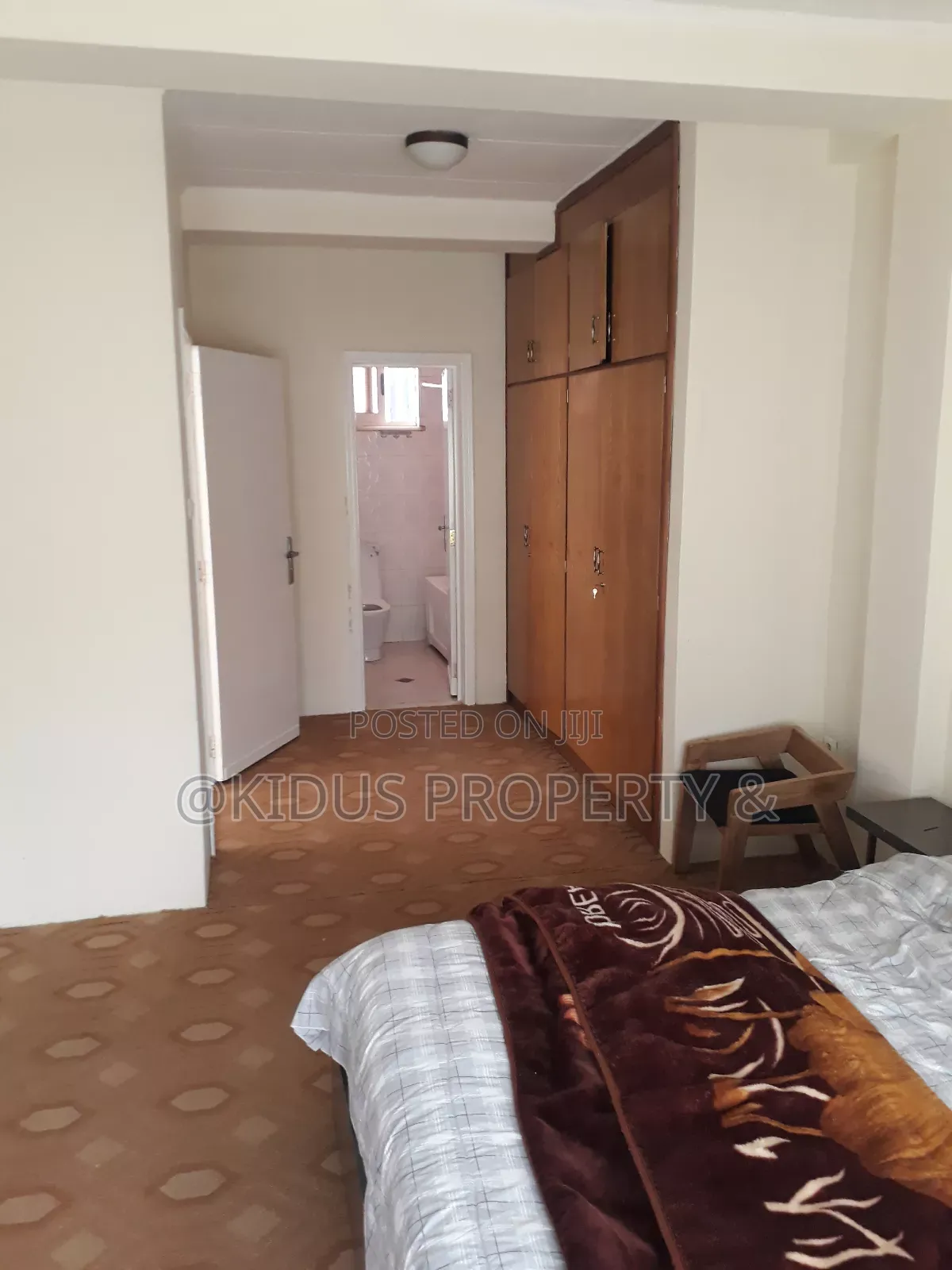 Furnished 5bdrm Penthouse in Lebu, Nifas Silk-Lafto for rent