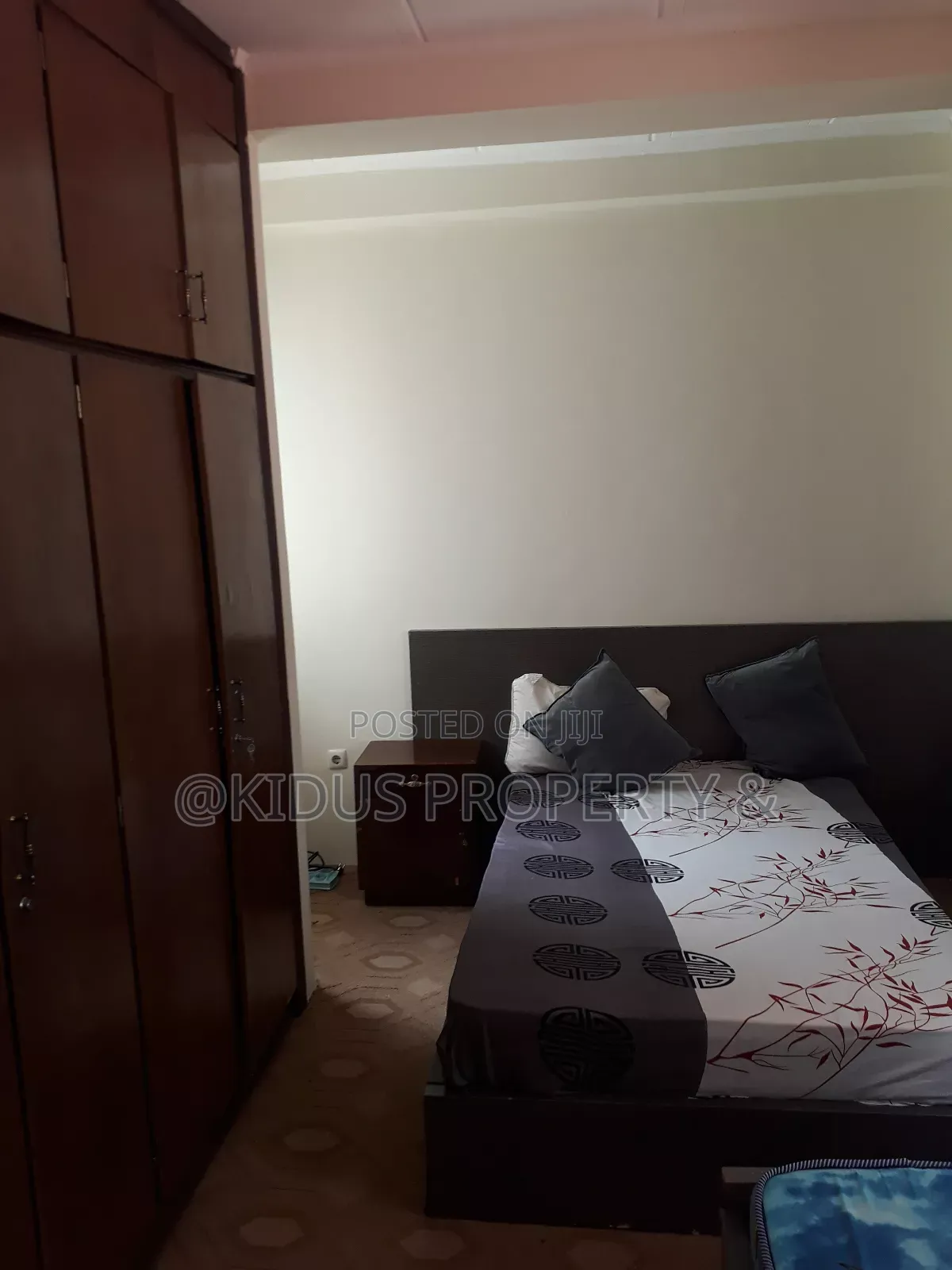 Furnished 5bdrm Penthouse in Lebu, Nifas Silk-Lafto for rent