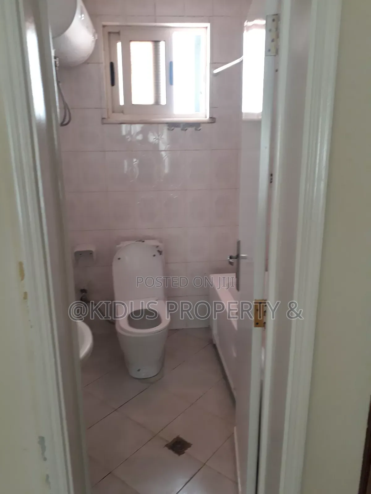 Furnished 5bdrm Penthouse in Lebu, Nifas Silk-Lafto for rent
