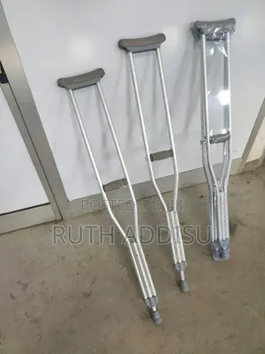 Axillary Bilateral Crutches簾你axillary Crutches䐭你crutches然則crutches