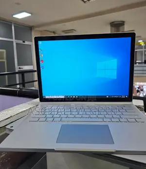 New Laptop Microsoft Surface 16GB Intel Core I7 SSD 256GB