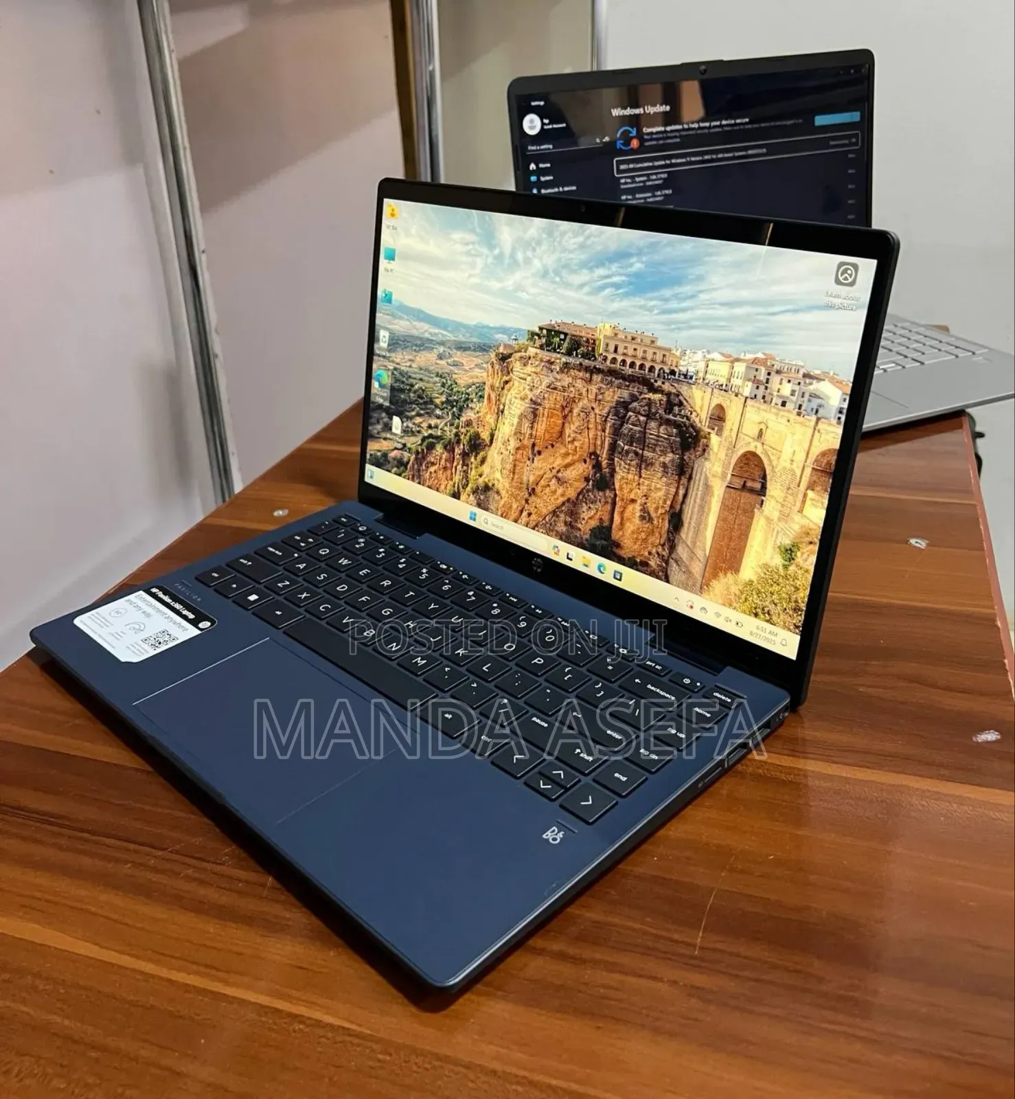 New Laptop HP Pavilion 14 8GB Intel Core I3 SSD 256GB