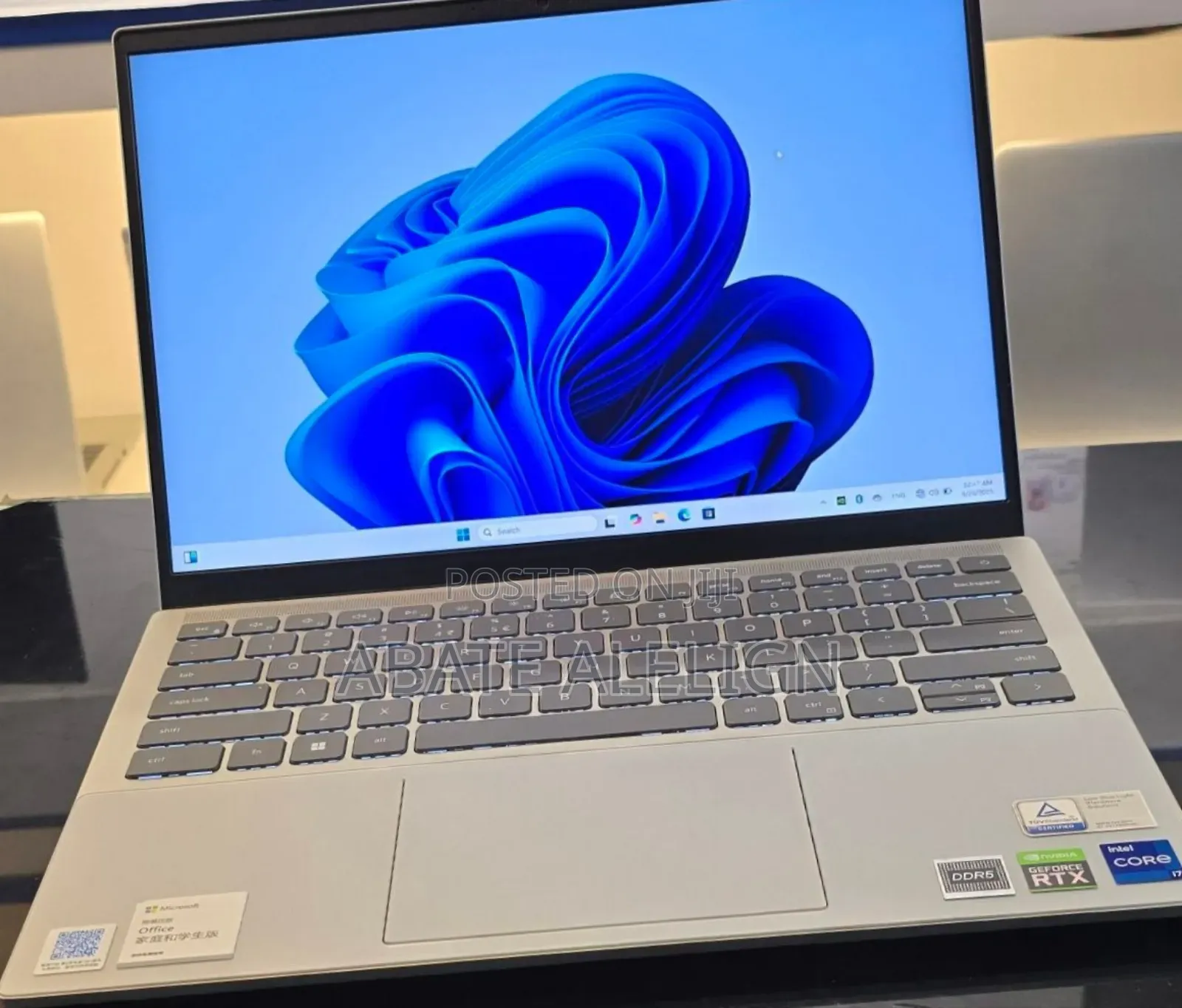 New Laptop Dell Inspiron 14 16GB Intel Core I7 SSD 512GB
