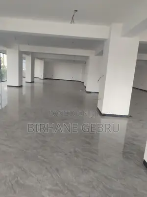 Complex Apartiment Rent for Shop and Other Business