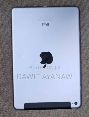New Apple iPad mini 4 128 GB Silver