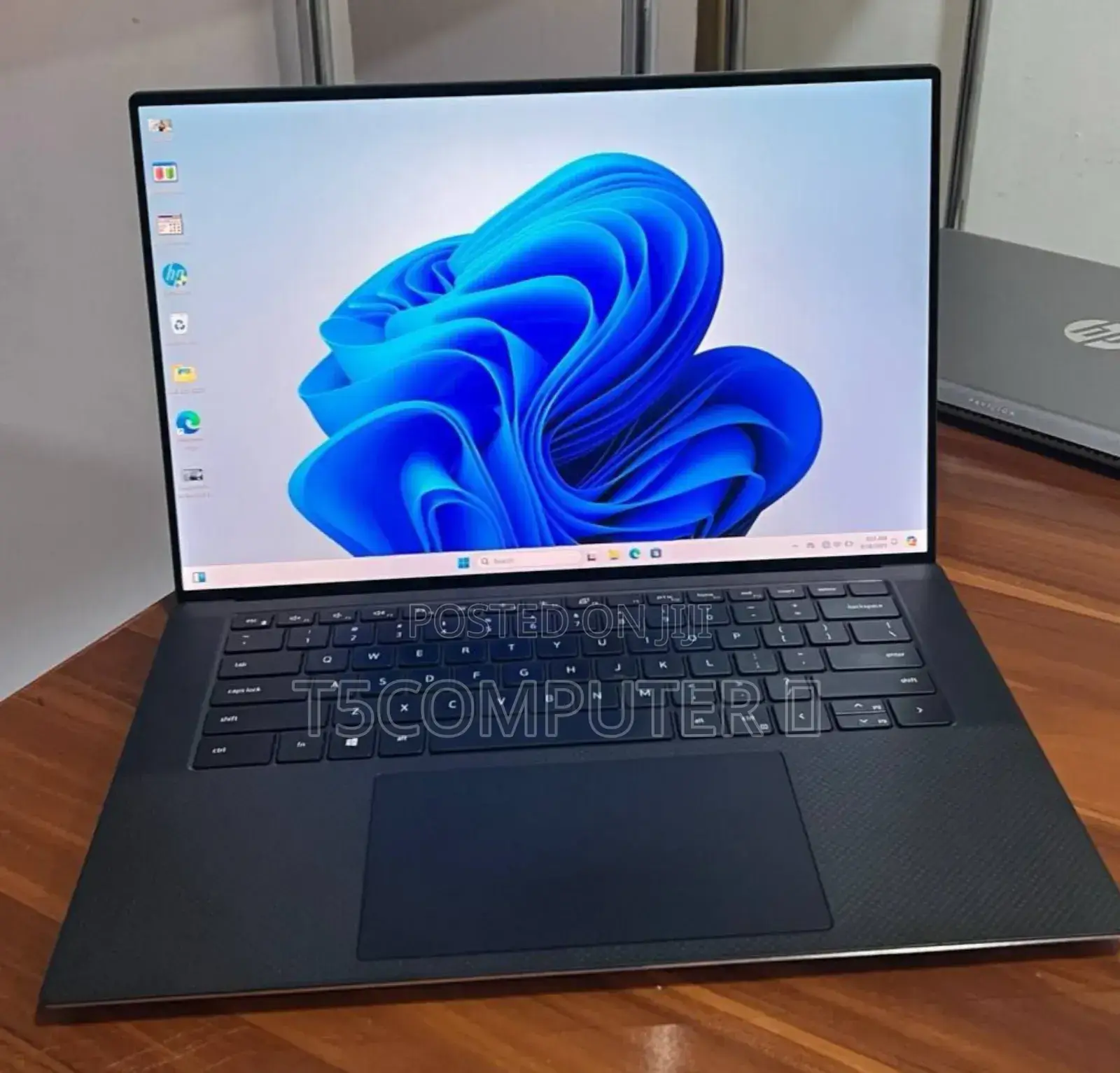 New Laptop Dell XPS 15 32GB Intel Core I7 SSD 512GB