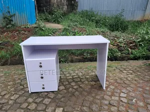 Reading Table