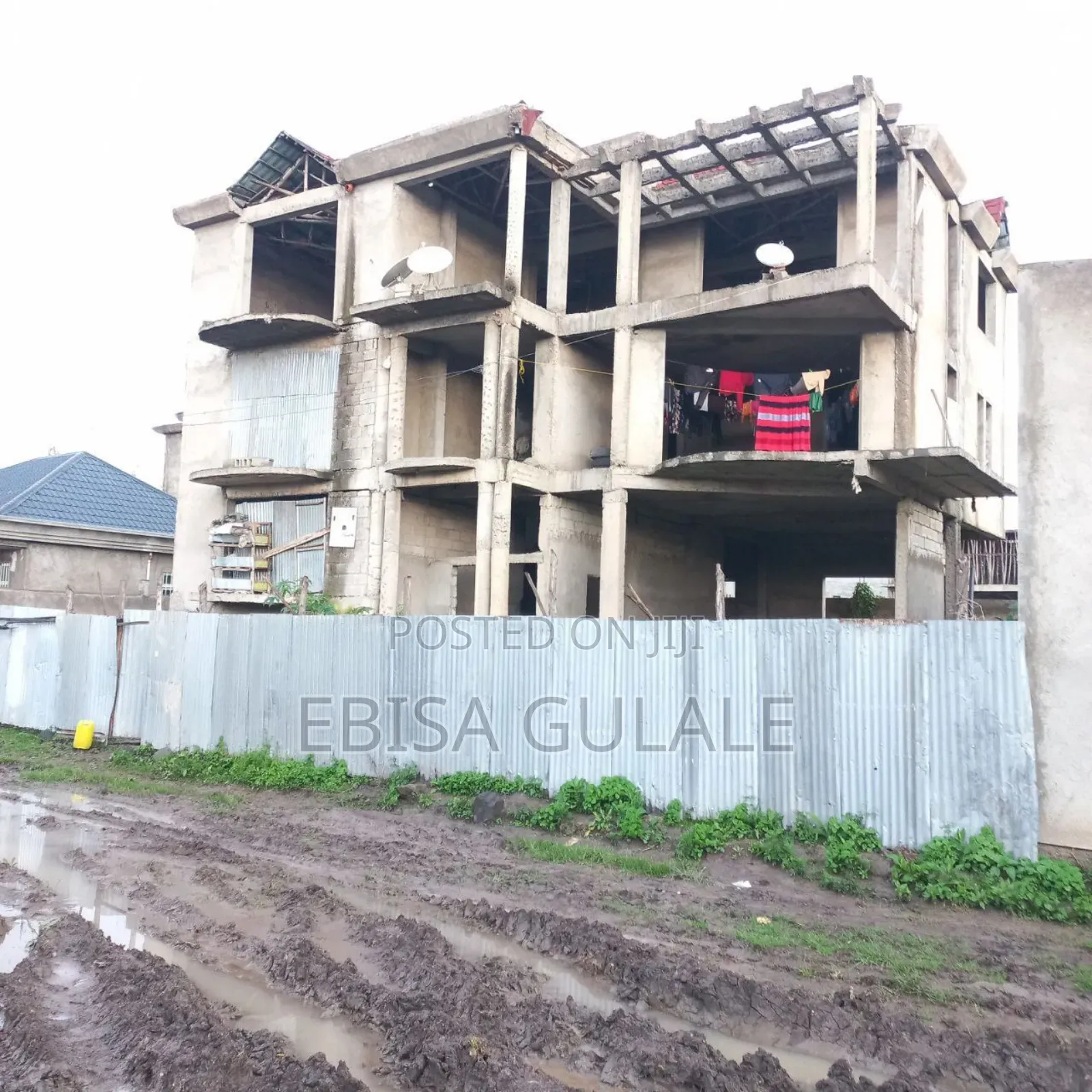 8bdrm Farm House in Oromia-Finfinne for rent