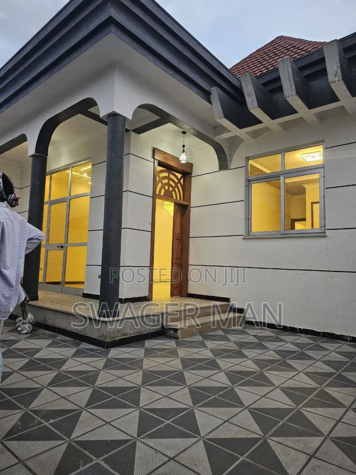 Furnished 5bdrm Villa in Tafo, Yeka for sale