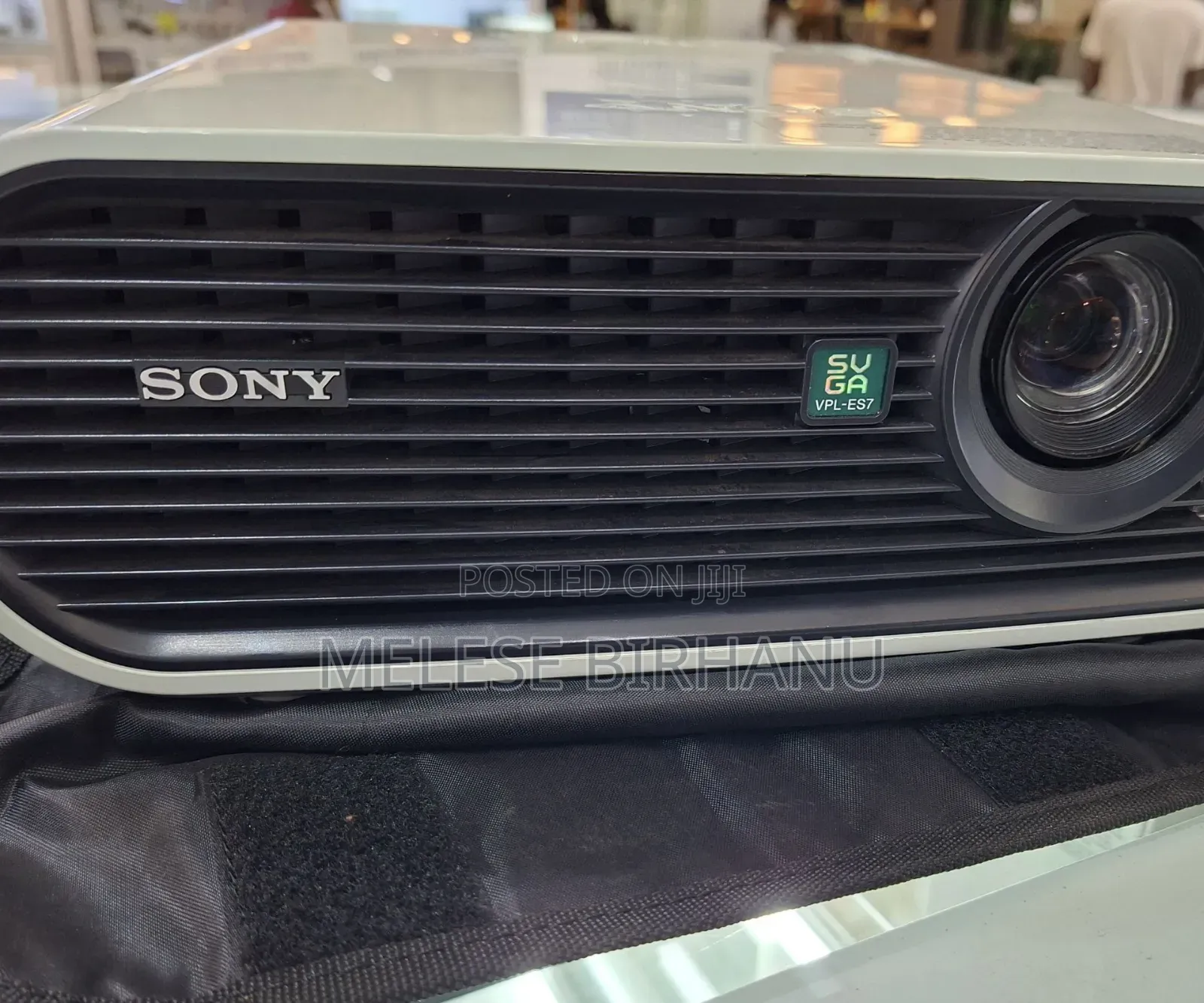 Sony VPL-Es7 Projector