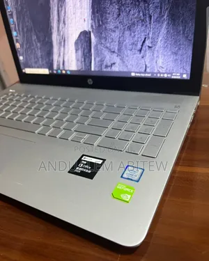 New Laptop HP Pavilion 15 8GB Intel Core I5 HDD+SSD 1T