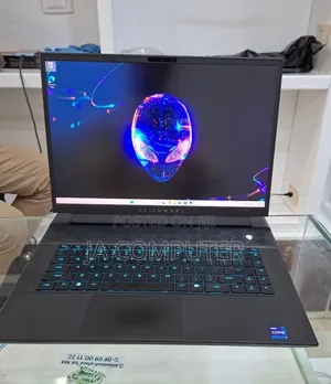 New Laptop Dell Alienware X16 R2 16GB Intel Core I9 SSD 1T