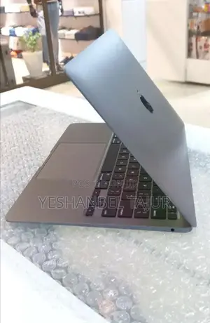 New Laptop Apple MacBook Air 2020 M1 8GB Apple M1 SSD 256GB