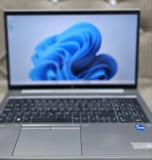 New Laptop HP 32GB Intel Core I7 SSD 1T