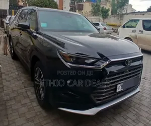 Toyota Grand Highlander Hybrid 2024 Black
