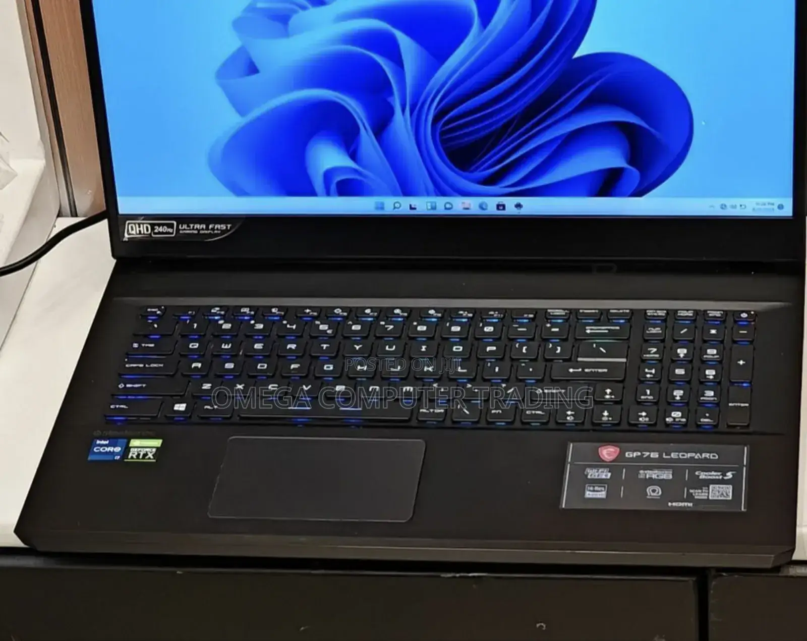 New Laptop MSI GP75 Leopard 16GB Intel Core i7 SSD 1T