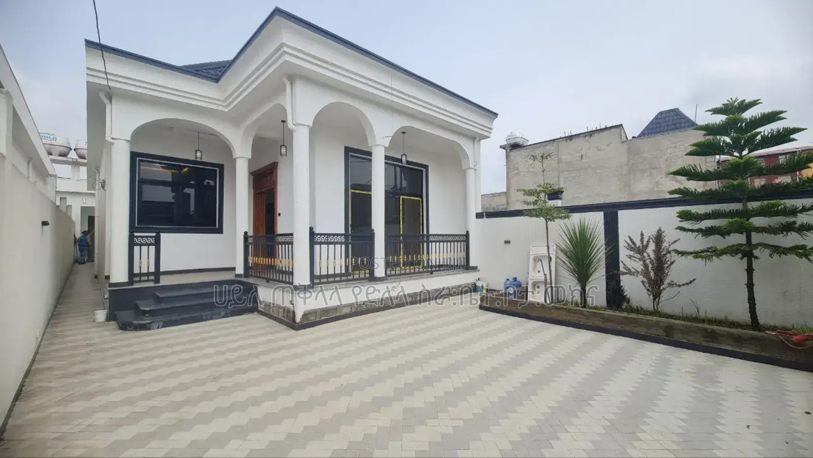 Furnished 3bdrm Villa in Ayat Area, Yeka for sale