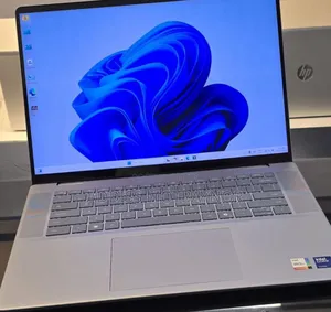 New Laptop Dell Inspiron 15 16GB Intel Core Ultra 7 SSD 1T