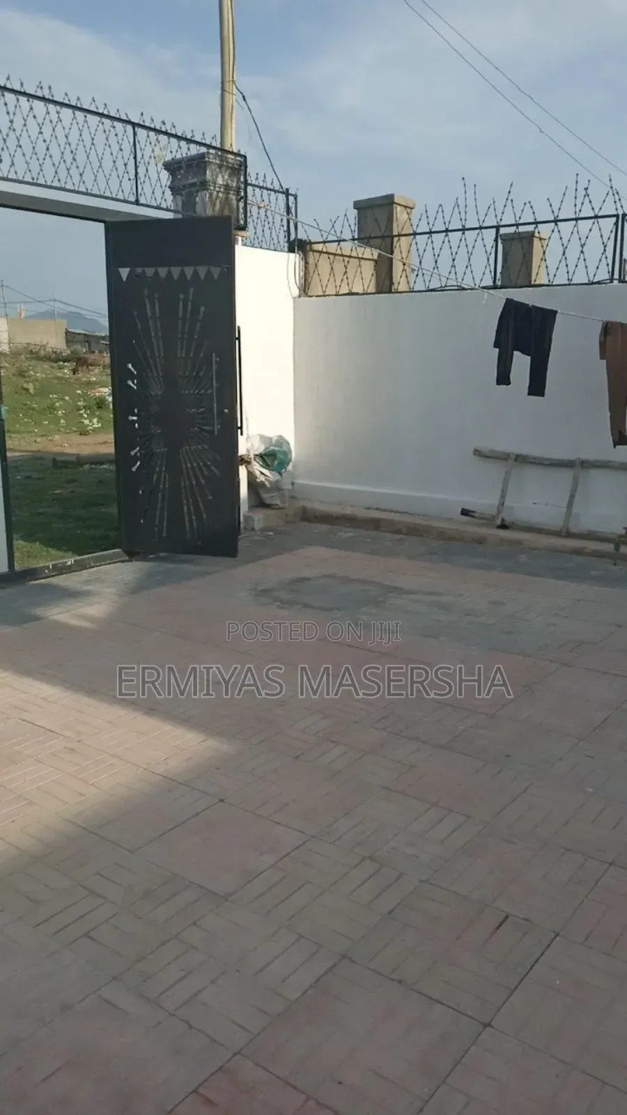 5bdrm House in Yeka for sale