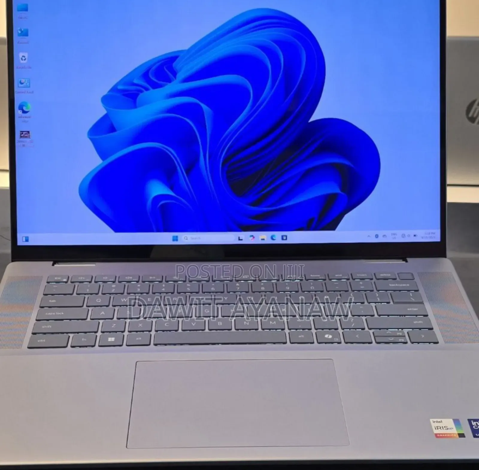 New Laptop Dell Inspiron 13 1318 16GB Intel Core Ultra 7 SSD 512GB