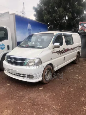 Toyota HiAce 2011 White