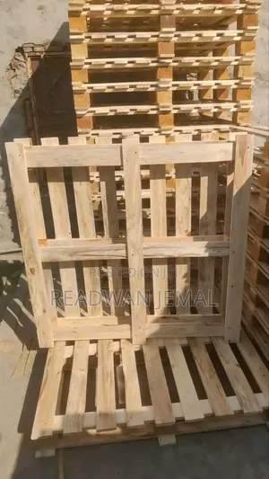 Pallet Pallet Pallet