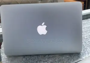 New Laptop Apple MacBook Air 2015 4GB Intel Core i5 SSD 128GB