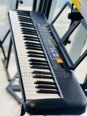 Keyboard Yamaha F52