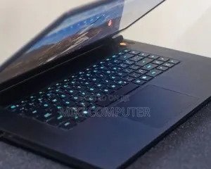 New Laptop Alienware M17x R2 16GB Intel Core I5 SSD 1T