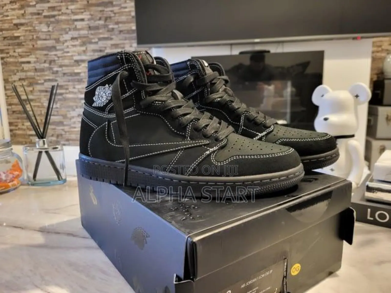 Air Jordan 1 High Og Trvis Scott
Good Quality