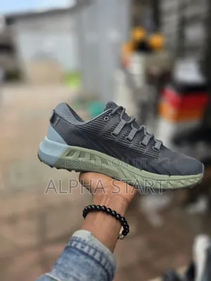 Merrel Smooth Sneakers Premium Quality New Arrival Quality New Arriv