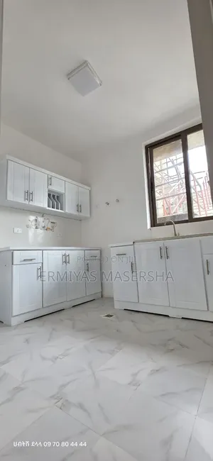 3bdrm Condo in Yeka for sale