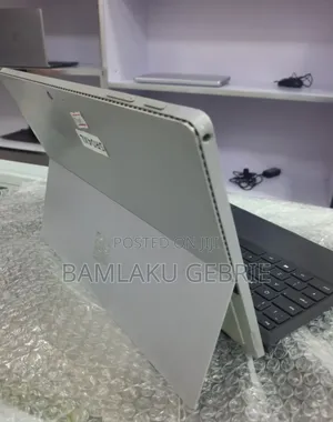 New Laptop Microsoft Surface Pro 4 8GB Intel Core I5 SSD 256GB