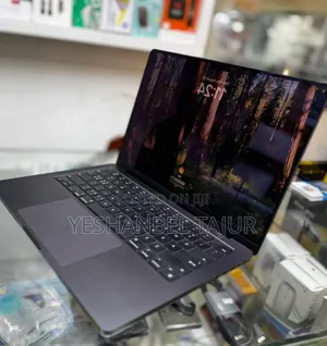 New Laptop Apple MacBook Pro 16GB Apple M4 SSD 512GB