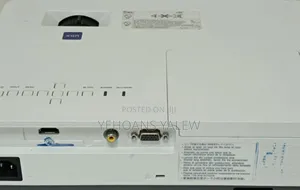 Sony VPL-Dx221 Projector 
2 Pieces Available 
Resolution :1024 X 7
