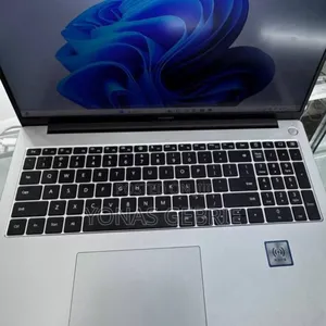 New Laptop Huawei MateBook HZ-W19 16GB Intel Core i5 SSD 512GB