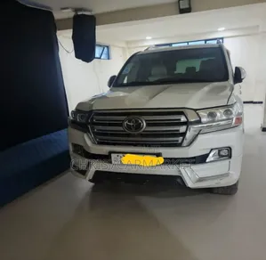 Toyota Land Cruiser 4.5 V8 VXR 2009 White