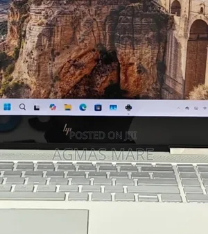 New Laptop HP Envy X360 8GB Intel Core I5 SSD 512GB