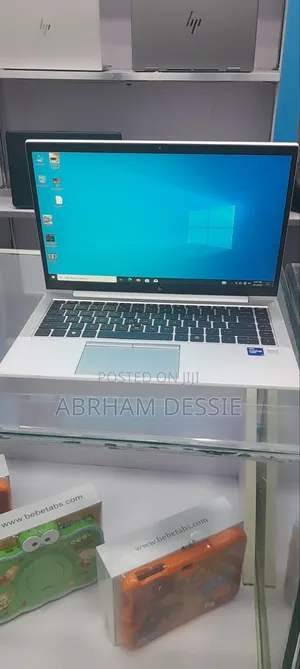 New Laptop HP EliteBook 840 G8 16GB Intel Core i7 SSD 512GB