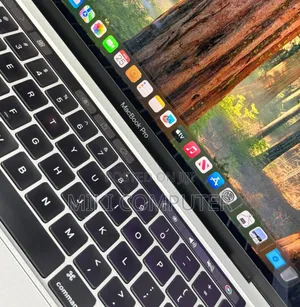 New Laptop Apple MacBook Pro 2022 M2 8GB Intel SSD 512GB