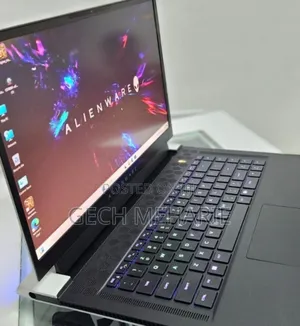 New Laptop Dell Alienware 17 32GB Intel Core i7 SSD 1T